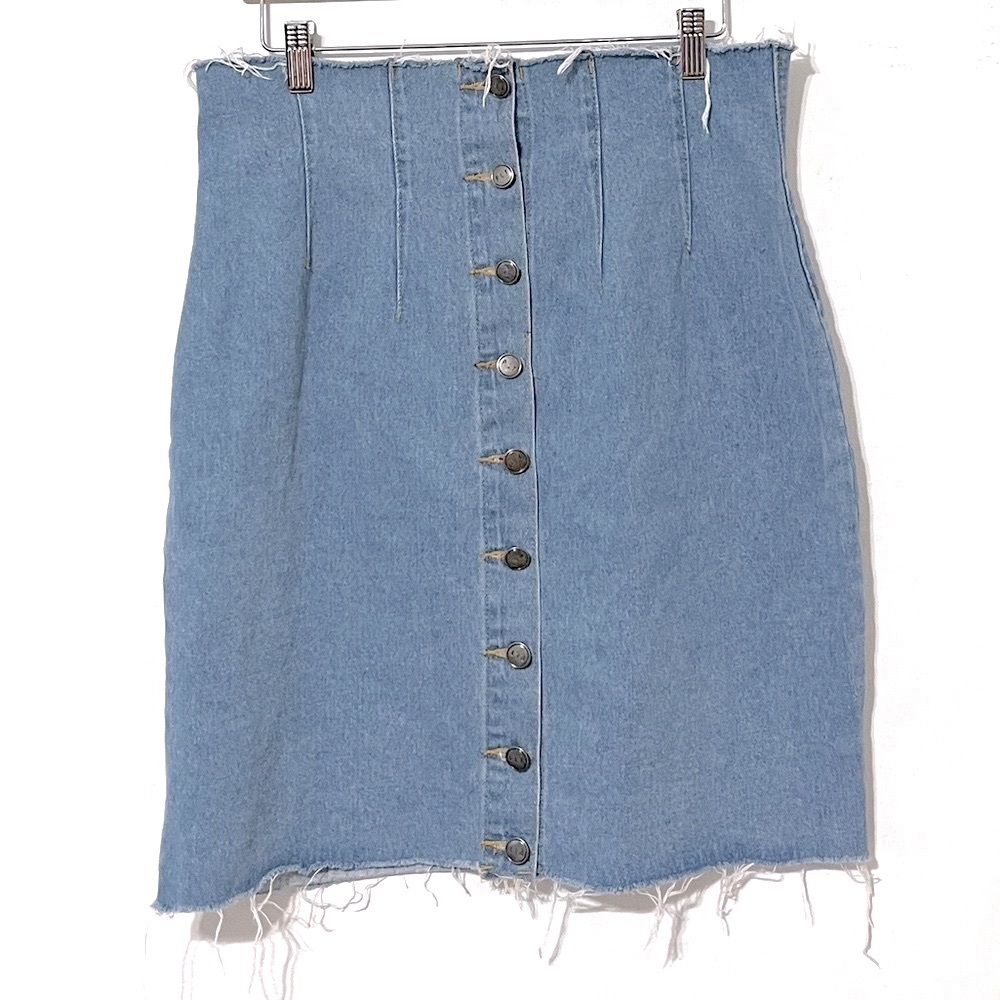 PRETTY LITTLE THING Shape Light Blue Button Front Seam Detail Denim Skirt